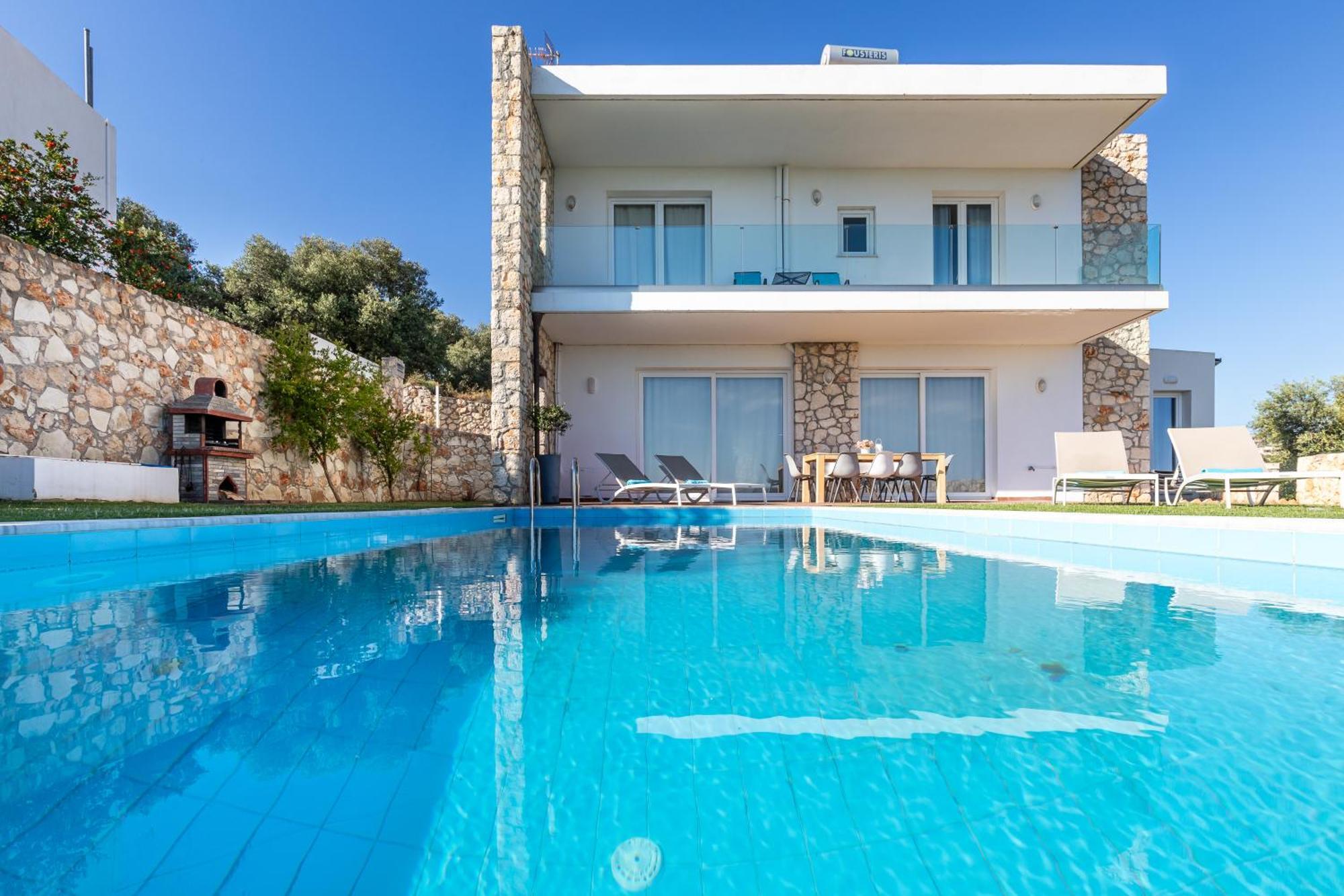 Villa Penelope Galatas  Exterior photo